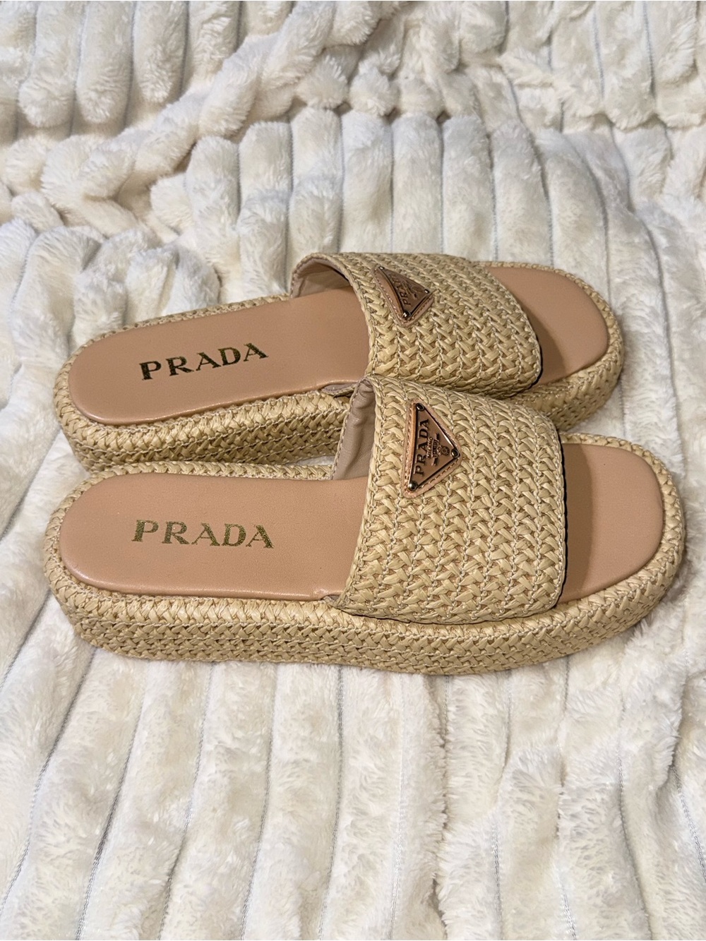 Prada Beige Straw Slide Sandals with Logo Plaque - Picture 2 of 6